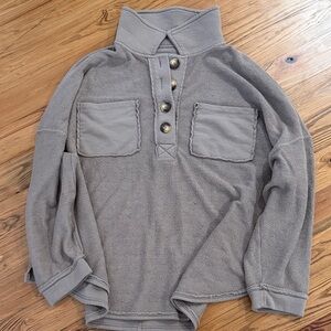 American Eagle Outfitters Taupe Sweater Women’s Size Large